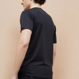 Fame Forever By Lifestyle Black Regular Fit Printed T-Shirt image 2