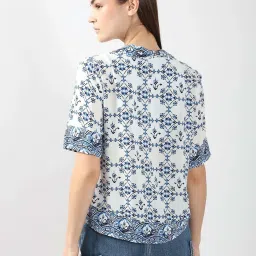 Vero Moda Blue Regular Fit Printed Shirt image 2