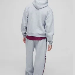 CLOTH N CODE Men Printed Relaxed Straight Fit Trousers image 3