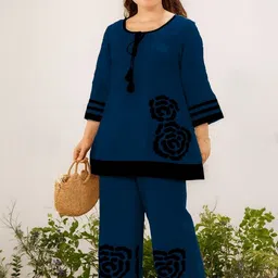BlueWears Floral Embroidered Aari Work Round Neck Straight Kurta With Palazzos-picture-10