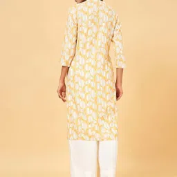 Rangmanch by Pantaloons Yellow Printed Straight Kurta image 2