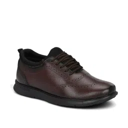 Guava Men's Brown Brogue Shoes image 2