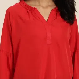 Qurvii Red A-Line Top image 5