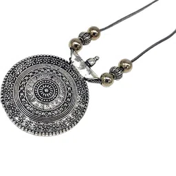Yash Jewels Emporiums Silver-Plated Beaded Jewellery Set image 2
