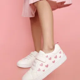 Aria+Nica Heart Designed With Velcro Closure Sneakers - White-picture-24
