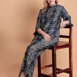 DARVI Swarna Weave Printed Mandarin Collar Top With Palazzo image 5