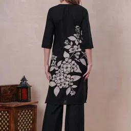 OH MI DIOS Floral Printed Pure Cotton Kurta With Trousers & Dupatta image 5