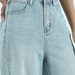 SHOWOFFFF Women Wide Leg Mid-Rise Light Fade With belt loops Jeans image 5