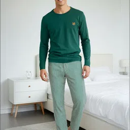 Trendyol Men Solid Long Sleeves T-shirt & Pyjamas Night Suit-image-71