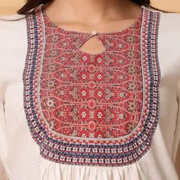 ARDITA Printed Top With Palazzo Co-Ords image 2