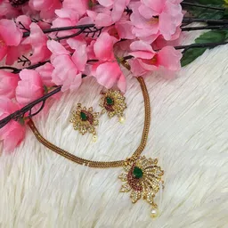 Rujve Jewellery Gold Plated Stones Studded Jewellery Set image 2