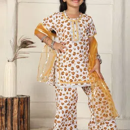 Cutiekins Girls Floral Printed Kurta with Palazzos & Dupatta image 5