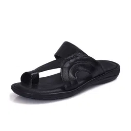 Auserio Round Toe Textured Sandals image 1