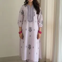 Aaghnya Ethnic Motifs Printed V-Neck Straight Kurta With Palazzos-image-14