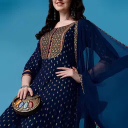 QUEENSFAB Floral Embroidered Round Neck Gotta Patti Kurta With Trousers & Dupatta image 5