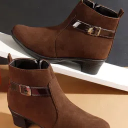 PLANET WALK Women Chelsea Boots-picture-14