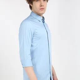 Tommy Hilfiger Men Slim Fit Opaque Casual Shirt image 3