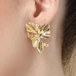 Karatcart Gold Plated Heart Shape Studs image 3