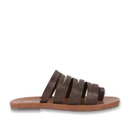 Metro Women's Brown Toe Ring Sandals image 3