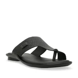 Regal Men's Black Toe Ring Sandals image 2