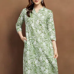 Melange by Lifestyle Women Floral Printed Daily Cotton Straight Kurta-image-49