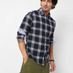 Vastrado Black Cotton Relaxed Fit Checks Shirt image 3