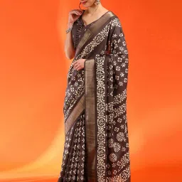 Saree Mall Brown Printed Sarees With Unstitched Blouse image 3