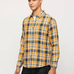 Pepe Jeans Yellow Cotton Regular Fit Checks Shirt image 3