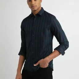 Calvin Klein Green Cotton Slim Fit Striped Shirt image 3