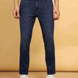 Wrangler Blue Slim Fit Lightly Washed Jeans-picture-1