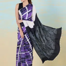 navyasa by liva Purple & White Geometric Print Saree With Unstitched Blouse image 3