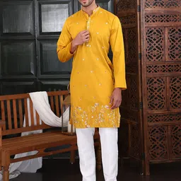 MANQ Men Floral Embroidered Sequinned Kurta-picture-35