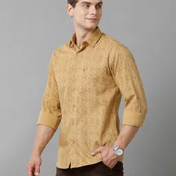 CAVALLO by Linen Club Yellow Slim Fit Printed Cotton Linen Shirt image 3