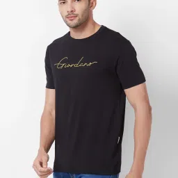 Giordano Black Cotton Slim Fit Printed T-Shirt image 3