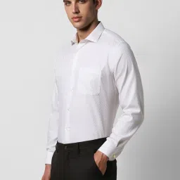 Van Heusen White Cotton Regular Fit Texture Shirt image 3