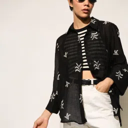 Only Black Embroidery Shirt image 3