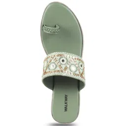 Walkway Women's Green Toe Ring Wedges image 3