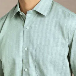 Louis Philippe Green Cotton Regular Fit Checks Shirt image 4