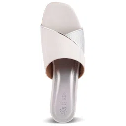 Tresmode Women's White Casual Sandals image 3