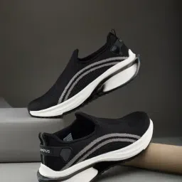 Campus Men's COVERT Black Walking Shoes image 1