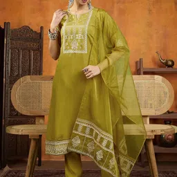 SheWill Floral Embroidered Notch Neck Sequinned Straight Kurta With Trouser & Dupatta-image-5