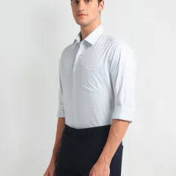 Arrow Light Green Cotton Slim Fit Checks Shirt image 3