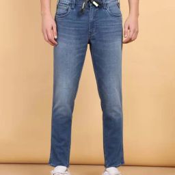 Wrangler Blue Comfort Fit Lightly Washed Jeans-picture-2