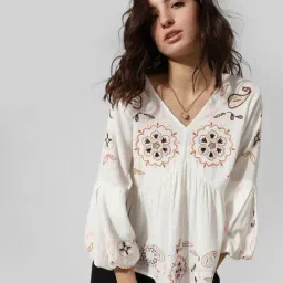 Only White Cotton Embroidered Top-image-51