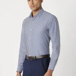 Peter England Blue Regular Fit Checks Shirt image 3