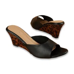 Ginger by Lifestyle Women's Brown Slides image 3