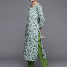 Varanga Women Grey & Green Ethnic Motifs Printed Pure Cotton Kurta image 4