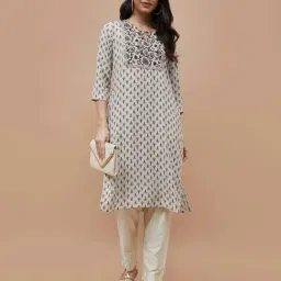 Melange By Lifestyle Off White Regular Fit Floral Print Kurta image 4