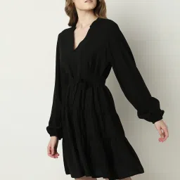 Vero Moda Black Regular Fit A Line Dress With Belt image 3