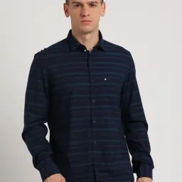 Turtle Navy Slim Fit Printed Shirt-image-50